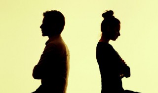 一句话试探他爱不爱你 一句话试探他爱不爱你,只是想睡你