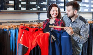 腿短的男生不适合穿什么类型的裤子 腿短的男生适合穿什么样的裤子