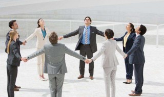 激励团队成员的方法分别有哪些（激励团队成员的方法分别有哪些方面）