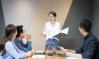 领导想换掉你的前兆有哪些（总感觉领导要换掉你）