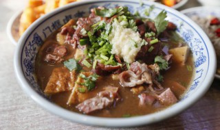 卤肉怎么调好吃（卤肉怎么调好吃视频）