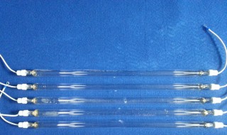 紫外线灯管的使用寿命是多少小时啊（紫外线灯管的使用寿命是多少小时啊为什么）