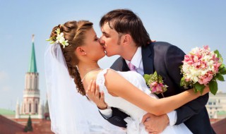 梦到接吻感觉很真实什么意思（梦见接吻梦里的感觉很真实）