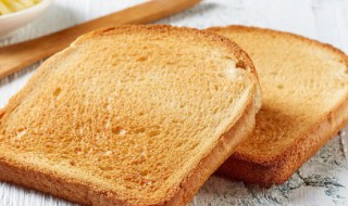 烤面包片怎么做（烤面包片怎么做才松软好吃）