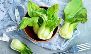 烤鱼的配菜怎么炒 烤鱼的配菜怎么炒着吃