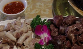 爆炒血肠怎么炒（炒血肠怎么做好吃窍门）