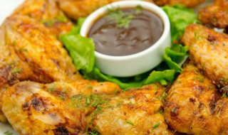 中翅怎么炸 鸡翅怎么炸好吃又脆又香