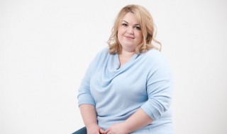 胖人穿什么衣服才好看（胖人穿什么衣服好看呢）