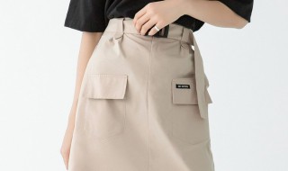 工装裙怎么搭配好看 工装裙怎么搭配好看图解