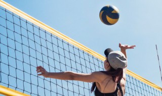 打排球的正确手势 打排球的正确手势视频