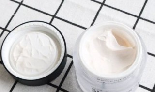 油性皮肤用乳液还是面霜好 油性皮肤用乳液还是面霜好用