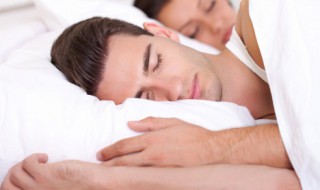 梦见门锁坏了锁不住（女人梦见门锁坏了锁不住）