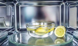 烤箱用处大还是微波炉（烤箱跟微波炉哪个更实用）