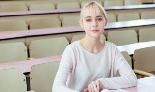 给自己取艺名（给自己取艺名男）