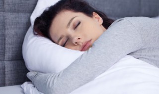 梦见手指甲盖脱落剥离（女人梦见手指甲盖脱落剥离）