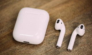 苹果蓝牙耳机怎么连接（苹果蓝牙耳机怎么连接不上）