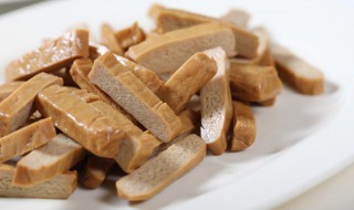 胡萝卜丝炒豆干的做法（胡萝卜丝炒豆干的做法视频）