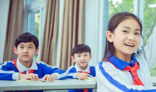 石榴的英文单词怎么读（石榴的英文单词怎么读视频）