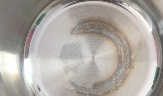 不锈钢水印斑怎么洗掉（不锈钢水印斑怎么洗掉视频）