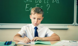 足字组词 足字组词一年级上册