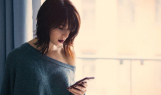 手机打电话听不到声音是怎么回事 手机打电话听不到声音是怎么回事免提不行