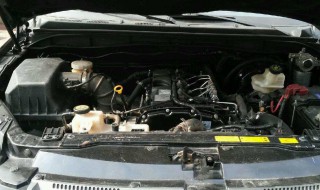 江铃驭胜的发动机车架号在哪（江铃驭胜柴油发动机号在哪）