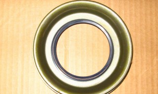 豪沃336液压泵主轴油封型号（豪沃336液压泵主轴油封型号是多少）