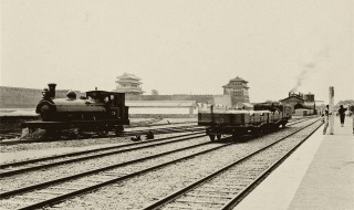 中国第一条铁路是谁修建的?（中国第一条铁路建于哪里）