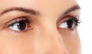 如何预防眼部皱纹（如何预防眼部皱纹产生）