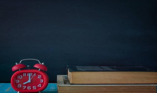 变色龙选自哪本书（变色龙选自什么）