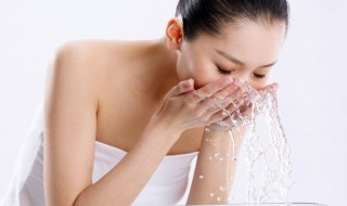 皮肤冷色暖色怎样区分（皮肤冷色和暖色怎么区分）