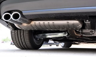 如何换汽车备用胎 怎么换汽车备用胎