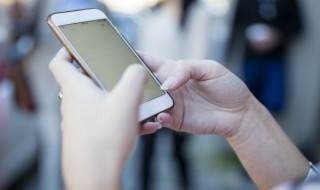 vivo怎么调出来大时钟 vivo的时钟在哪里设置