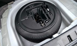 新帝豪备胎可以用多久 吉利帝豪备用胎怎样拿出来