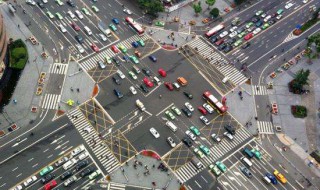 桥头多少米不能停车（桥头多少米不能停车通行）