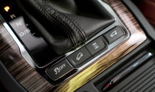 荣威rx5驾驶模式怎么切换（荣威rx5plus有几种驾驶模式怎么切换）