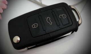 遥控钥匙电池几天就没电怎么解决（遥控钥匙电池几天就没电怎么解决呢）