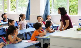 小学生开学扎什么头发 小学生开学扎什么头发好