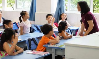 9的算术平方根是多少?（1又7/9的算术平方根是多少）