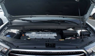 哈弗h6coupe怎么给电瓶充电（哈弗h6coupe用什么电瓶）