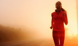 长跑1000米比赛的技巧（1000米中长跑技巧）