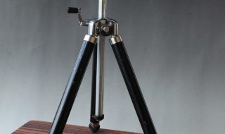 如何选购三脚架云台（性价比最好的三脚架云台）