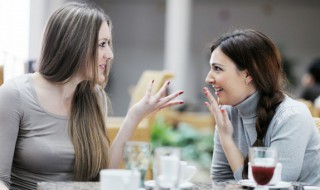 姐妹文案短句（姐妹文案短句沙雕）