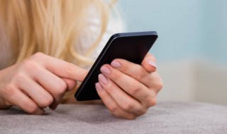 华为手机盲人模式怎么解除（华为手机盲人模式怎么解除黑屏）