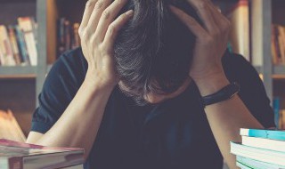 出其不意掩其不备的意思 出其不意掩其不备的意思是