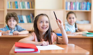 假的组词 假的组词多音字