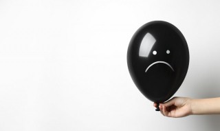 qq伤感说说伤到心碎 qq伤感说说伤到心碎长句