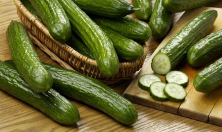 青瓜炒肉片怎么做好吃（青瓜炒肉片怎么做好吃视频）