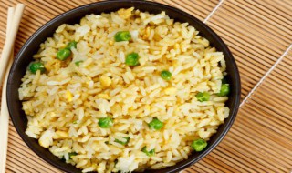 腊肠版蛋炒饭怎么做好吃（腊肠蛋炒饭的制作方法）