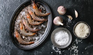 油焖大虾怎么做才好吃（油焖大虾怎么做才好吃?这里的秘诀竟然是这样!）